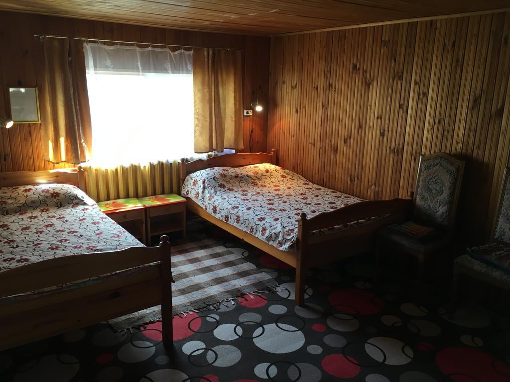 Tolli Hostel & Holiday House ヴァルガ エクステリア 写真