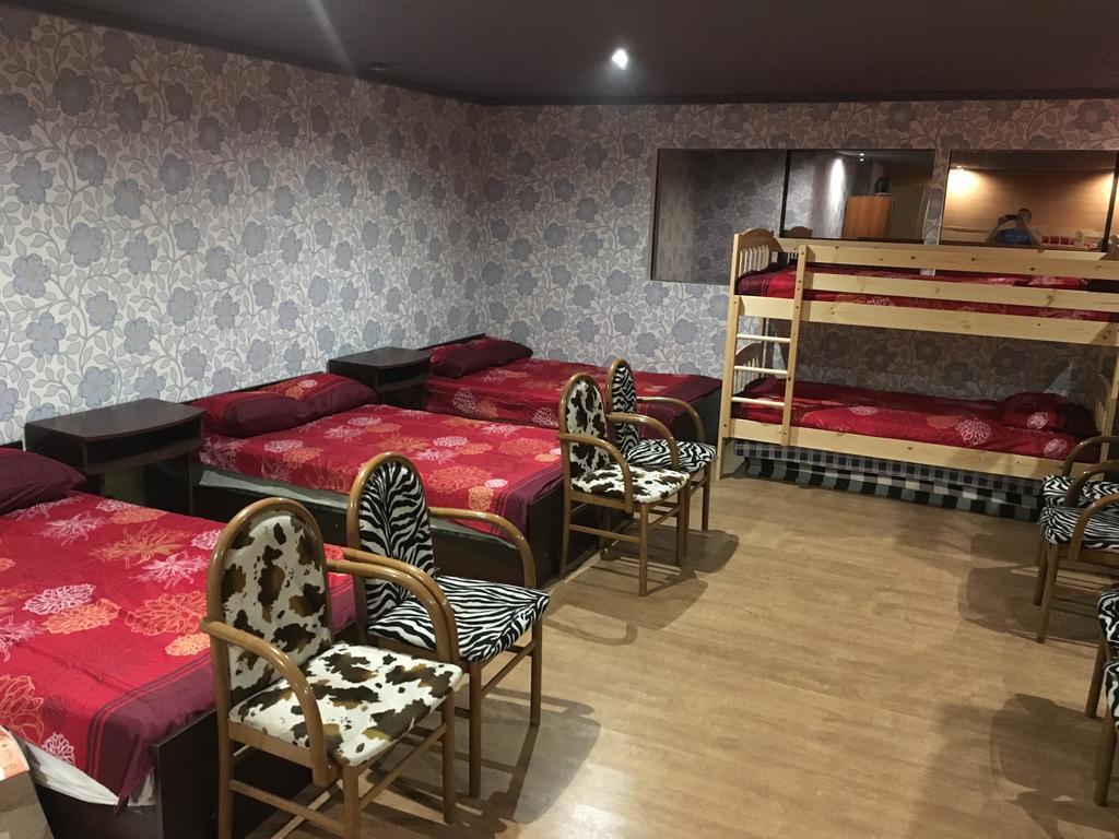 Tolli Hostel & Holiday House ヴァルガ エクステリア 写真